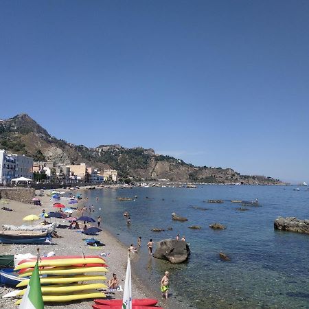 Suite Sul Mare Giardini-Naxos Exterior foto